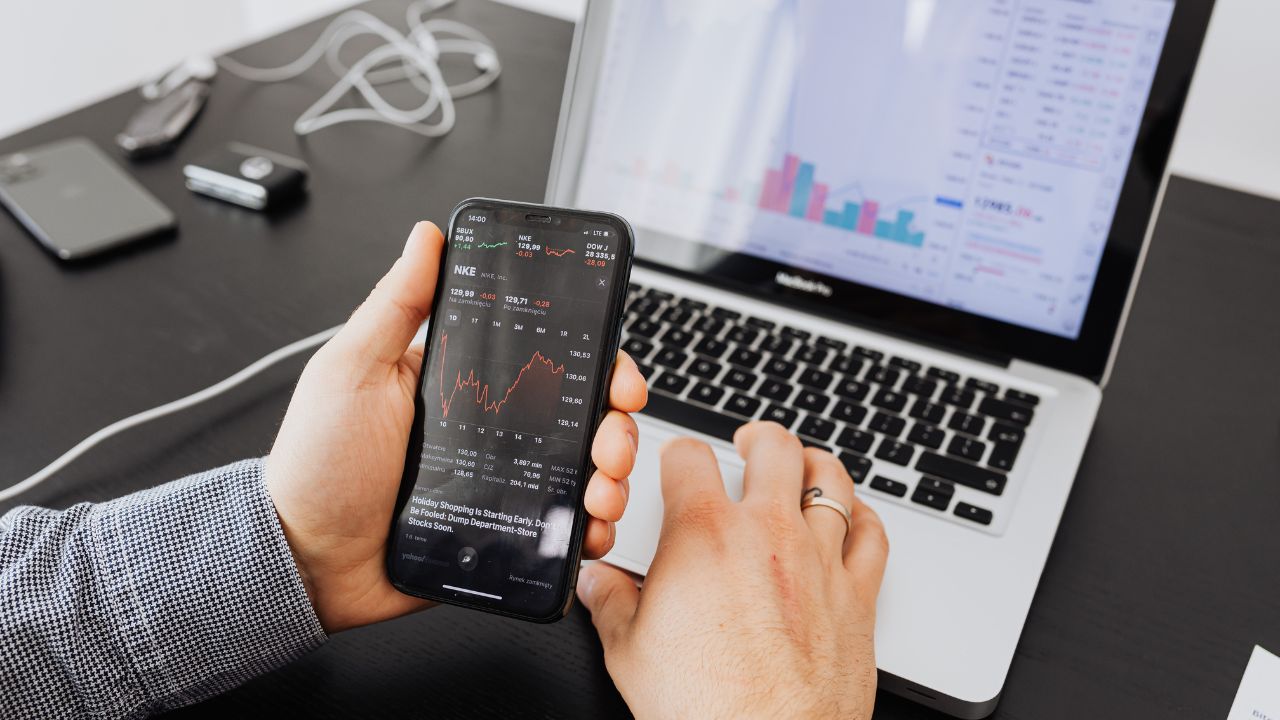 The IMF Global Financial Stability Report warns that the current market calm is uneasy.