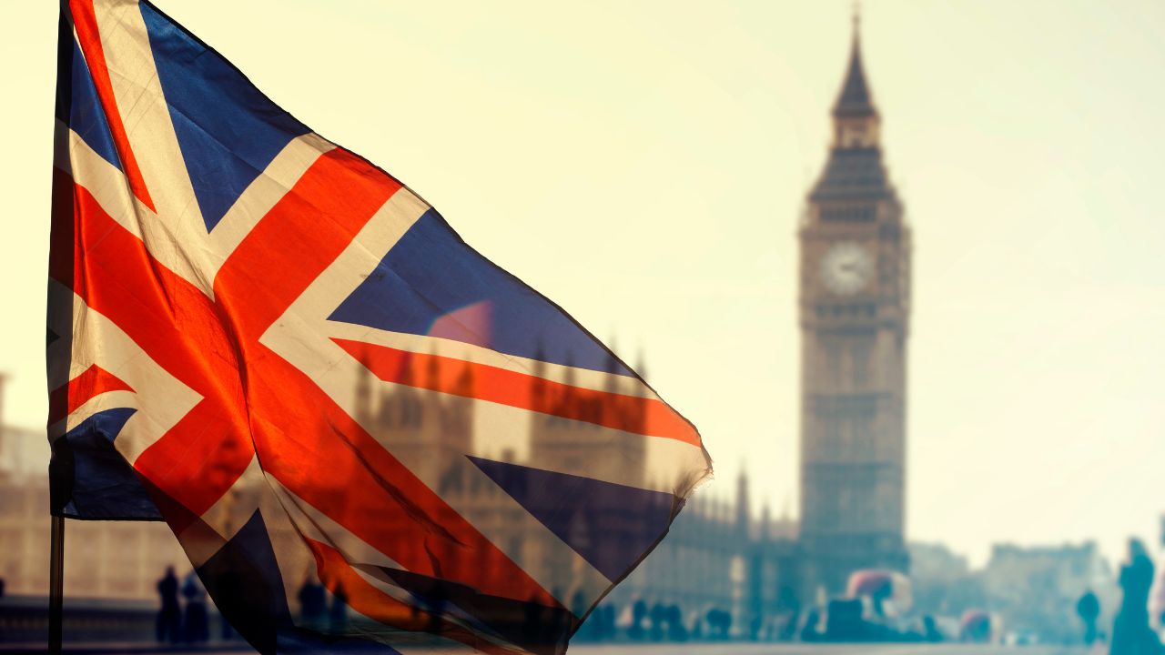 under the new rules any united kingdom resident regardless of nationality will be taxed on worldwide income